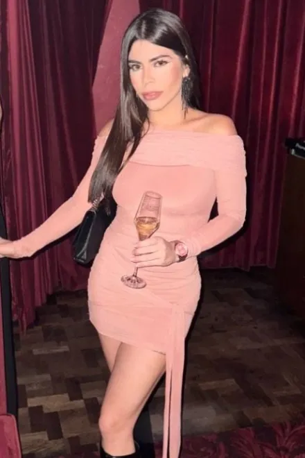 Brunette Brazilian escort in Leicester Square - Belluna - image 13