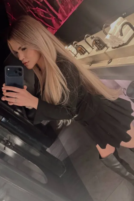 Blonde Brazilian escort in West Kensington - Poena - image 2
