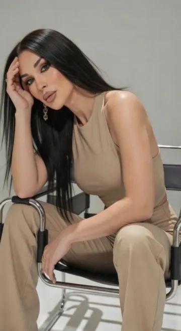 Brunette Russian escort in Gloucester Road - Narcissa - image 11