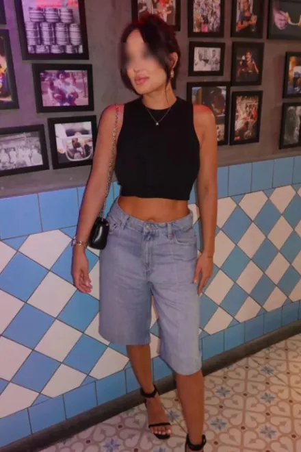 Brunette Brazilian escort in Marble Arch - Flokita - image 15