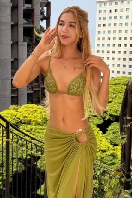 Light Brown Brazilian escort in Earl's Court - Arneb - image 15