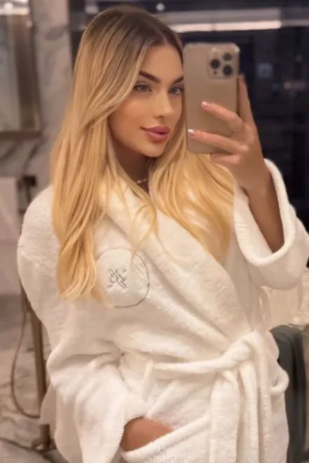 Blonde Brazilian escort in Goodge Street - Makadi - image 18