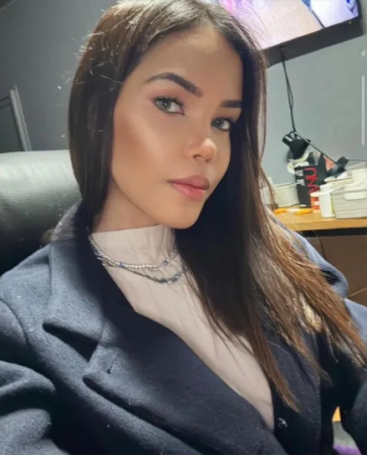 Brunette Brazilian escort in Earl's Court - Repraise - image 19