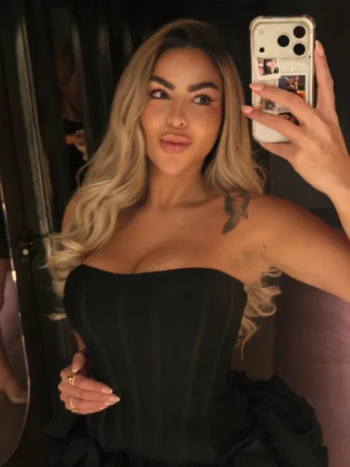 Blonde Brazilian escort in Marylebone - Generosa - image 18