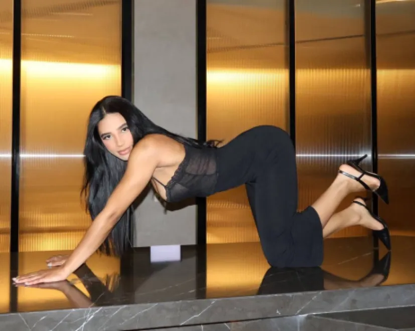 Brunette Brazilian escort in Earl's Court - Copacabana - image 14