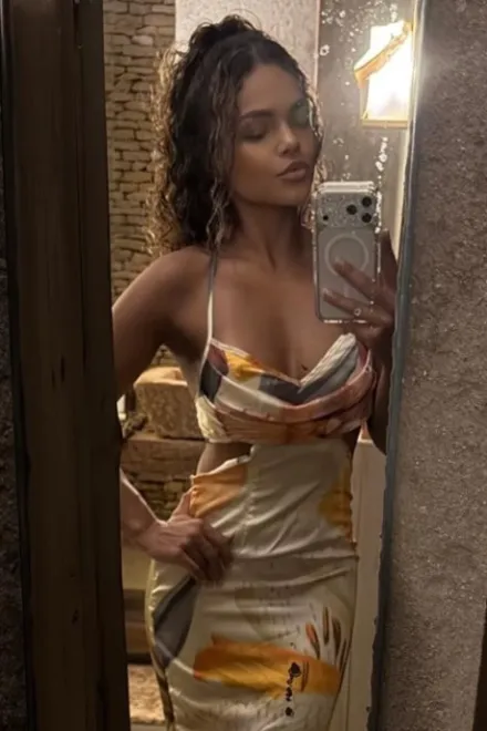 Brunette Brazilian escort in Earl's Court - Richeza - image 12