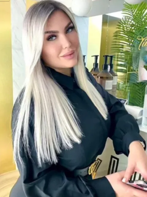 Blonde Eastern European escort in Bayswater - Molly - image 13