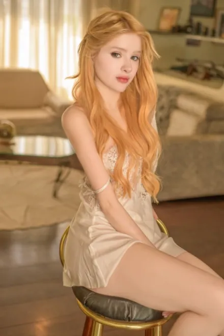 Blonde Brazilian escort in Edgware Road - Nefeli - image 6