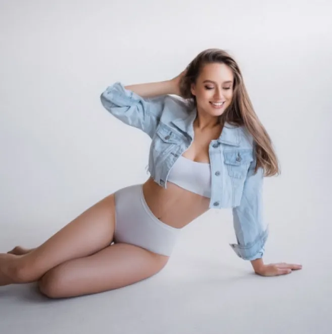 Light Brown Russian escort in Earl's Court - Adona - image 14
