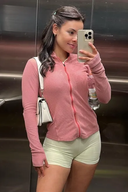 Brunette Brazilian escort in Bayswater - Cloretta - image 16