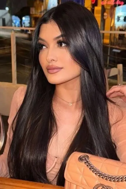 Brunette Brazilian escort in West Kensington - Emesta - image 10