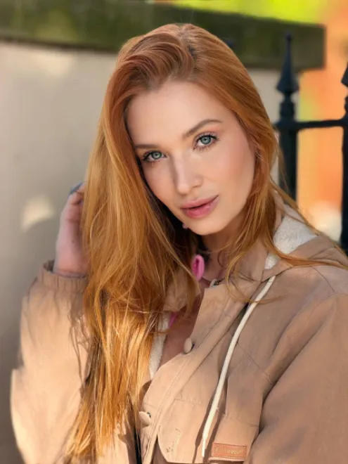 Redhead Brazilian escort in Edgware Road - Dalva - image 18