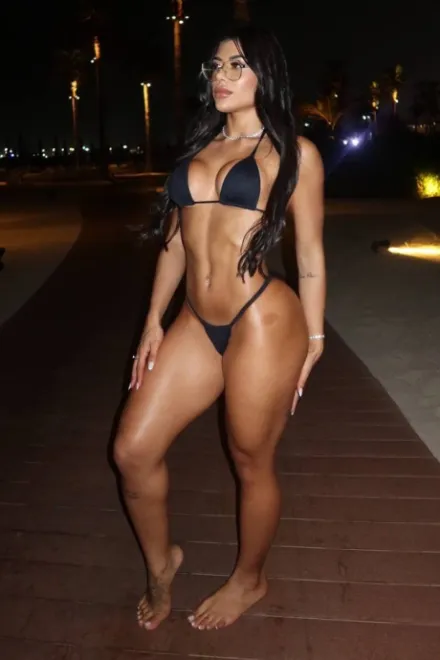 Brunette Brazilian escort in Goodge Street - Chavela - image 4