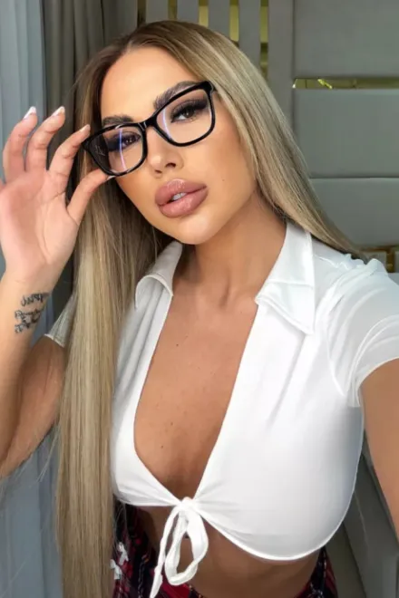 Blonde Eastern European escort in Edgware Road - Foxy - image 18