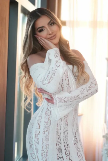 Blonde Brazilian escort in Canary Wharf - Novelli - image 8