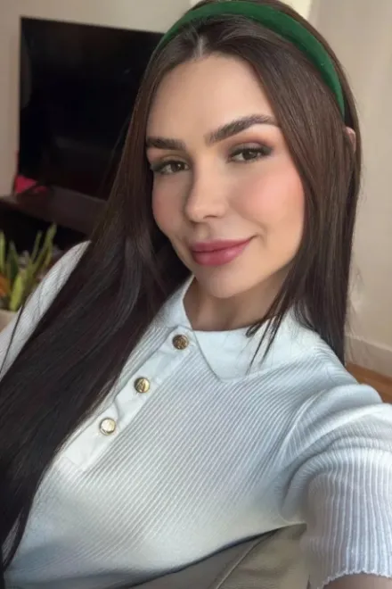 Brunette Brazilian escort in Gloucester Road - Beatrina - image 11