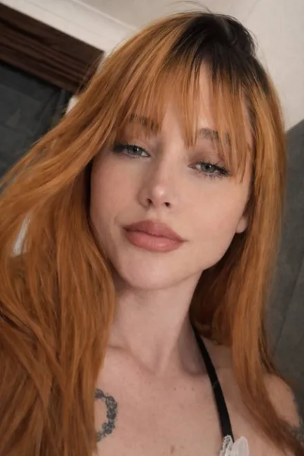 Redhead Brazilian escort in Earl's Court - Sentalia - image 11