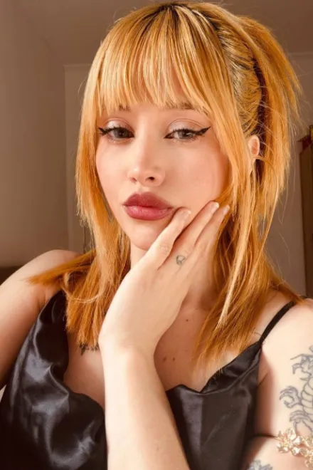 Redhead Brazilian escort in Earl's Court - Sentalia - image 14