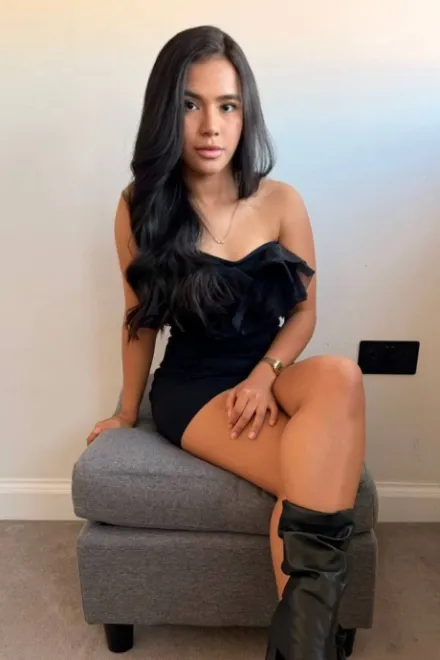 Brunette Brazilian escort in Kensington - Rahma - image 9