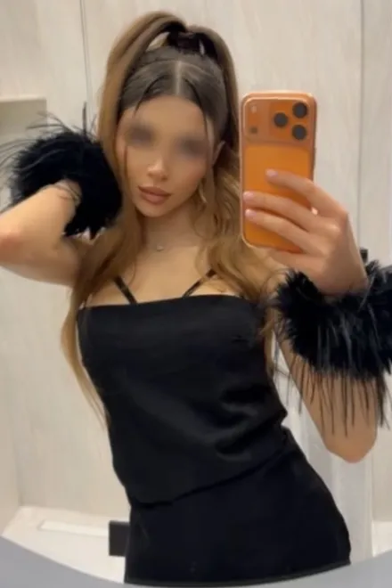 Light Brown Russian escort in Earl's Court - Eniko - image 18