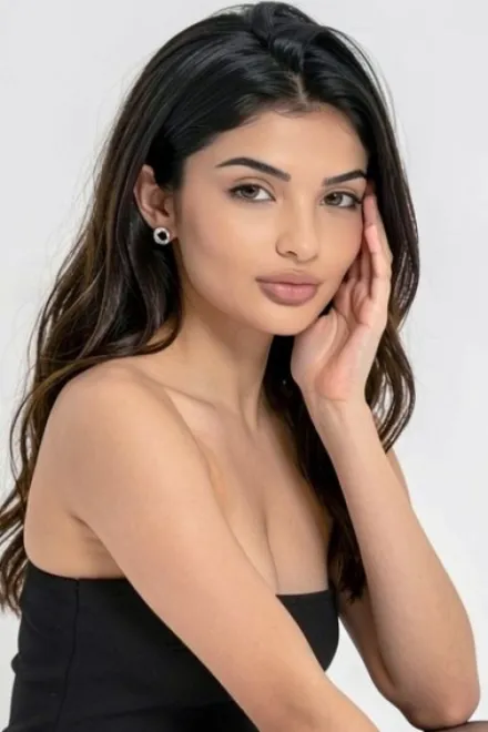 Escort in Earl's Court - Niranya - image 1