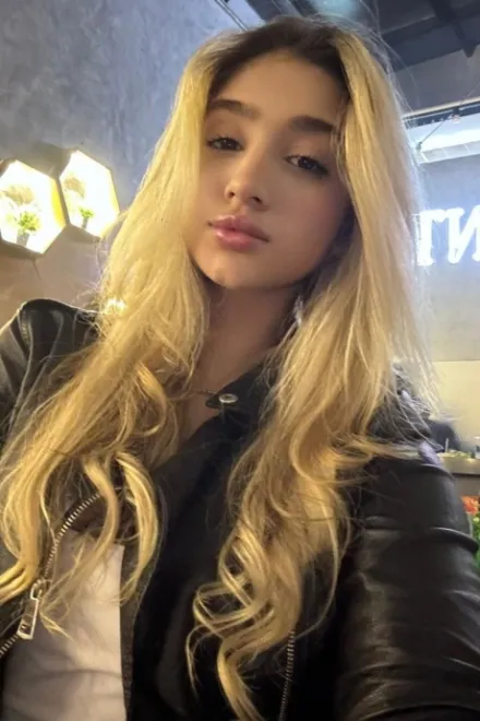 Blonde Brazilian escort in Earl's Court - Nerka - image 11