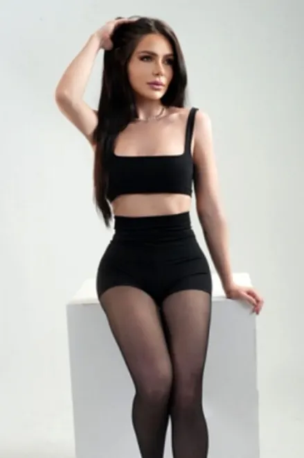 Brunette Brazilian escort in Gloucester Road - Beatrina - image 8