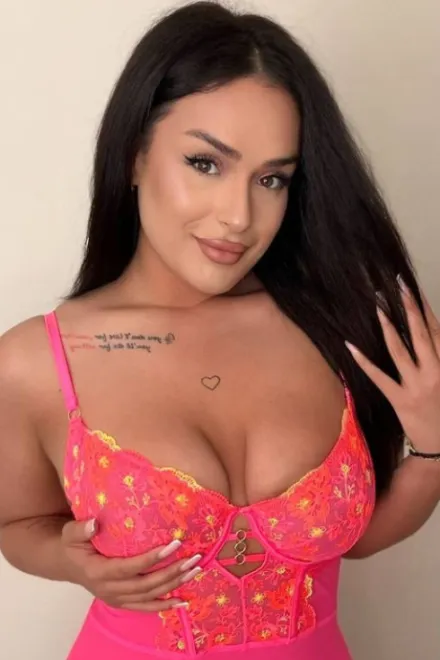 Escort in Edgware Road - Candy - image 1